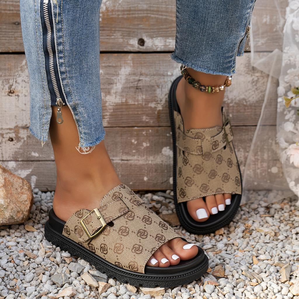 Fashion Women Slippers Trend New Summer Anti-slip Beach Shoes Platform Flat Sandals Slip on Outdoor Comfortable Slippers Slides Women