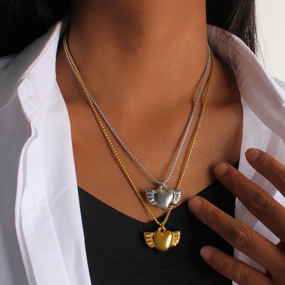 Korean Wing Heart Pendant Necklace, 18K Gold Stainless Steel Clavicle Chain, Trendy Internet Celebrity Style Jewelry