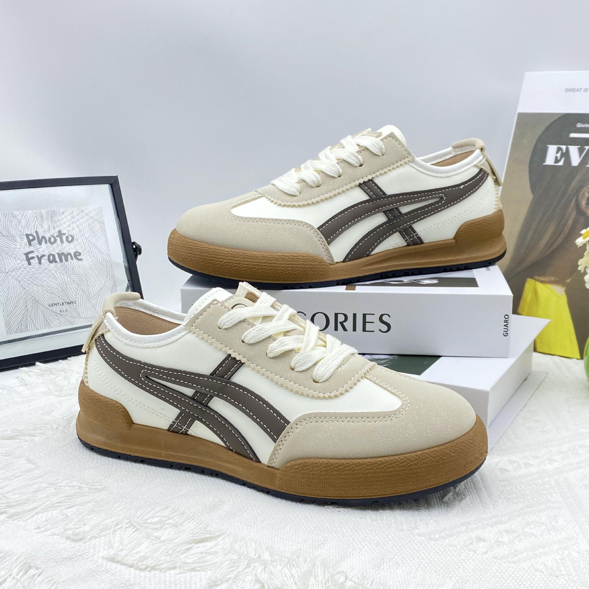 

2025 spring and summer new German training sports and leisure board shoes niche versatile explosion original Forrest Gump shoes white shoes women s 40 бежевий
