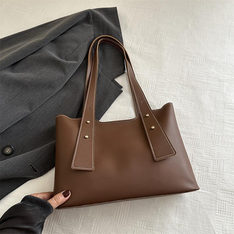 Casual And Trendy Medium Pu Crossbody Bag With Zipper Perfect For Streetwear кофейный