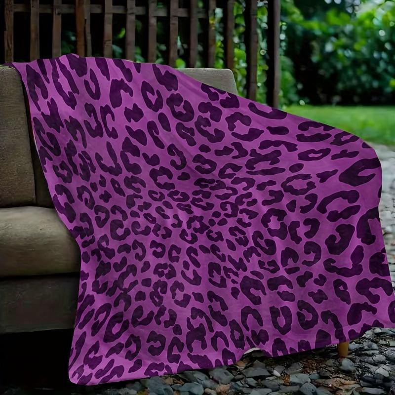 1 Pc Leopard Print Extra Soft Flannel Blanket Is Suitable for Bedrooms Living Rooms Camping Offices Comfortable Christmas Gift