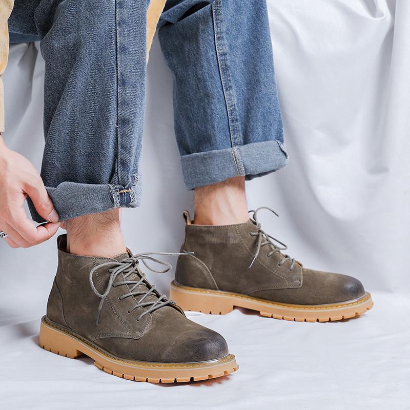 Men's Ankle Boots 2024 Winter Mid Top Boots Outdoor Boots Luxury Brands Classic Design High Top Men Casual Shoes Autumn Choice