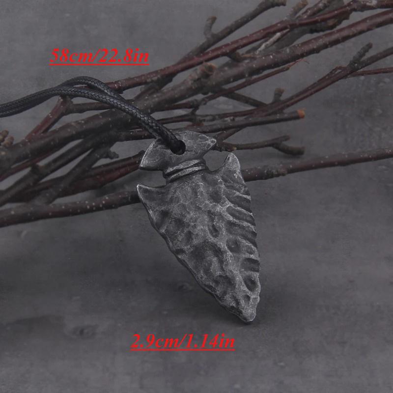 Europe and America Vintage Viking Triangle Rune Compass Pendant Necklace High Quality Men's Necklace Women's Party Charm Jewelry