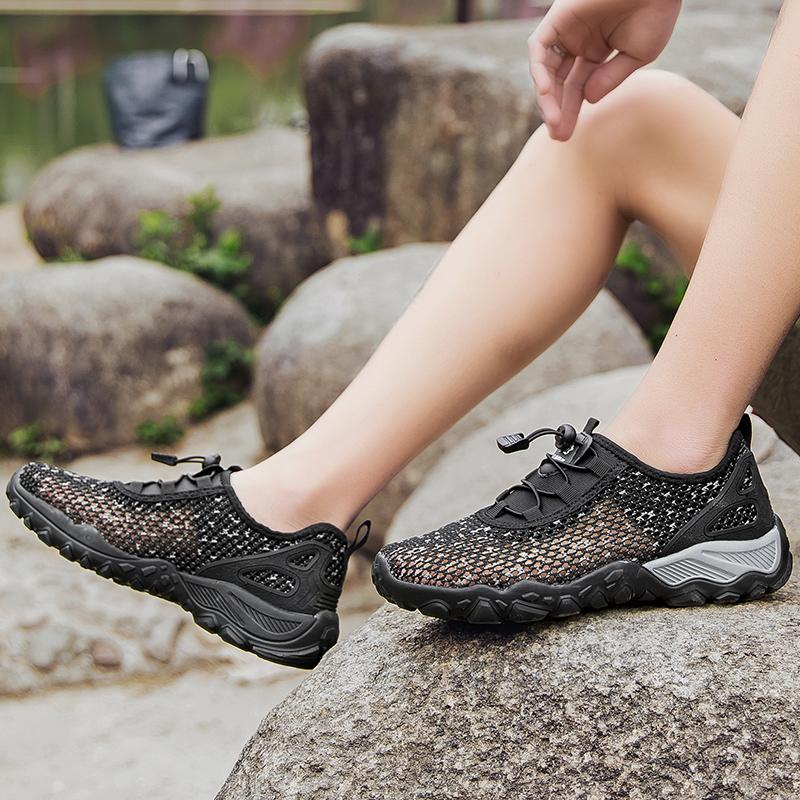 Outdoor Hiking Shoes Breathable Water Shoes Anti Slip Soft Sole Mesh Casual Plus Size 39-47