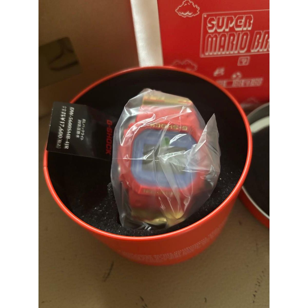 Domestic regular/new G-SHOCK Super Mario model DW-5600SMB-4JR