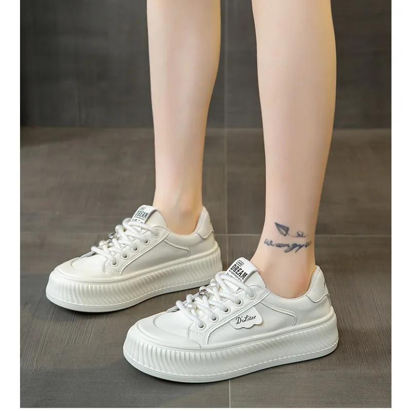 Fashion New Designer Fashion Platform Shoes for Women White Soft Sole Casual Sneakers Female Spring Autumn Sports Board Shoes Ladies