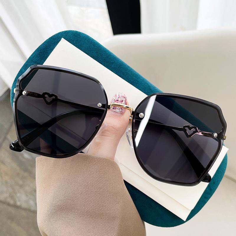 Ladies Sun Glasses Classic Custom Blingbling Unisex Retro Novelty Metal Gradient Shades Diamond Sunglasses Women sunglasses
