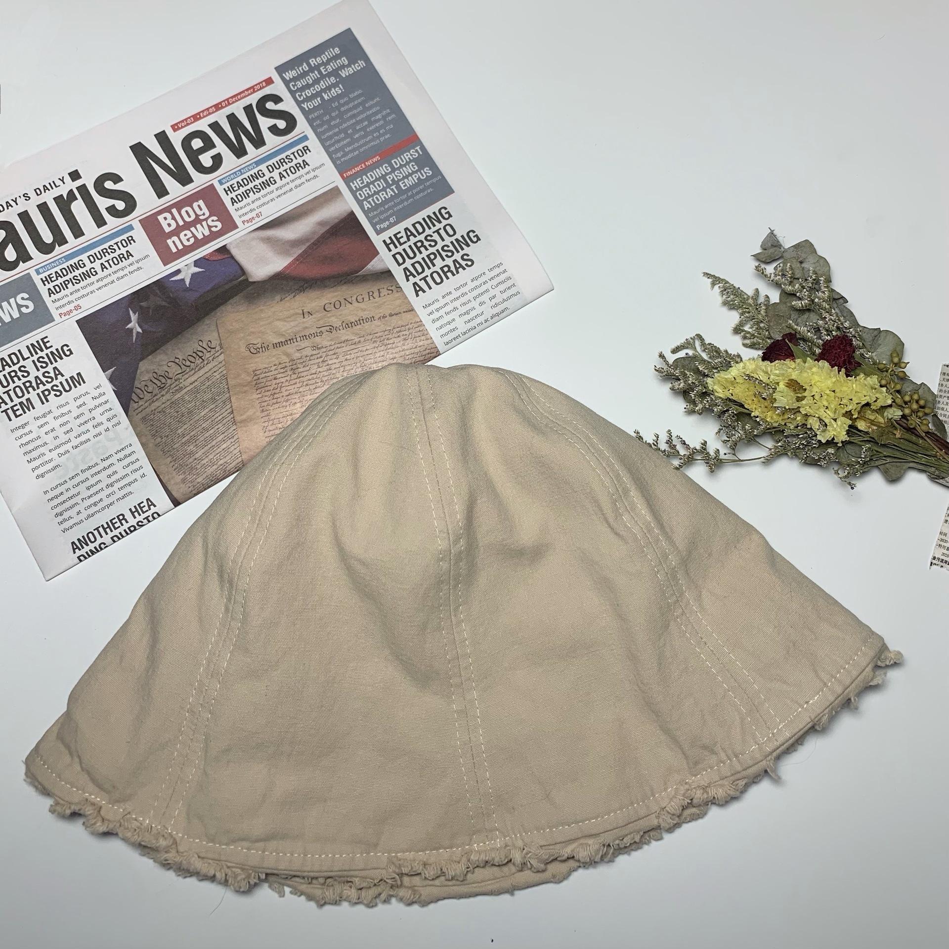 

Нишевая однотонная панама с состаренными краями, ретро шляпа-ведро, подчеркивающая лицо, для маленького лица, простая, для тени M（56-58cm） бежевый