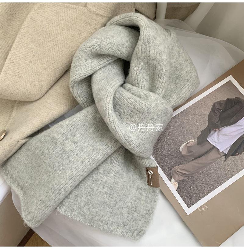 Premium Korean ins soft waxy milk tea color scarf women's winter versatile imitation cashmere fluffy beige small scarf