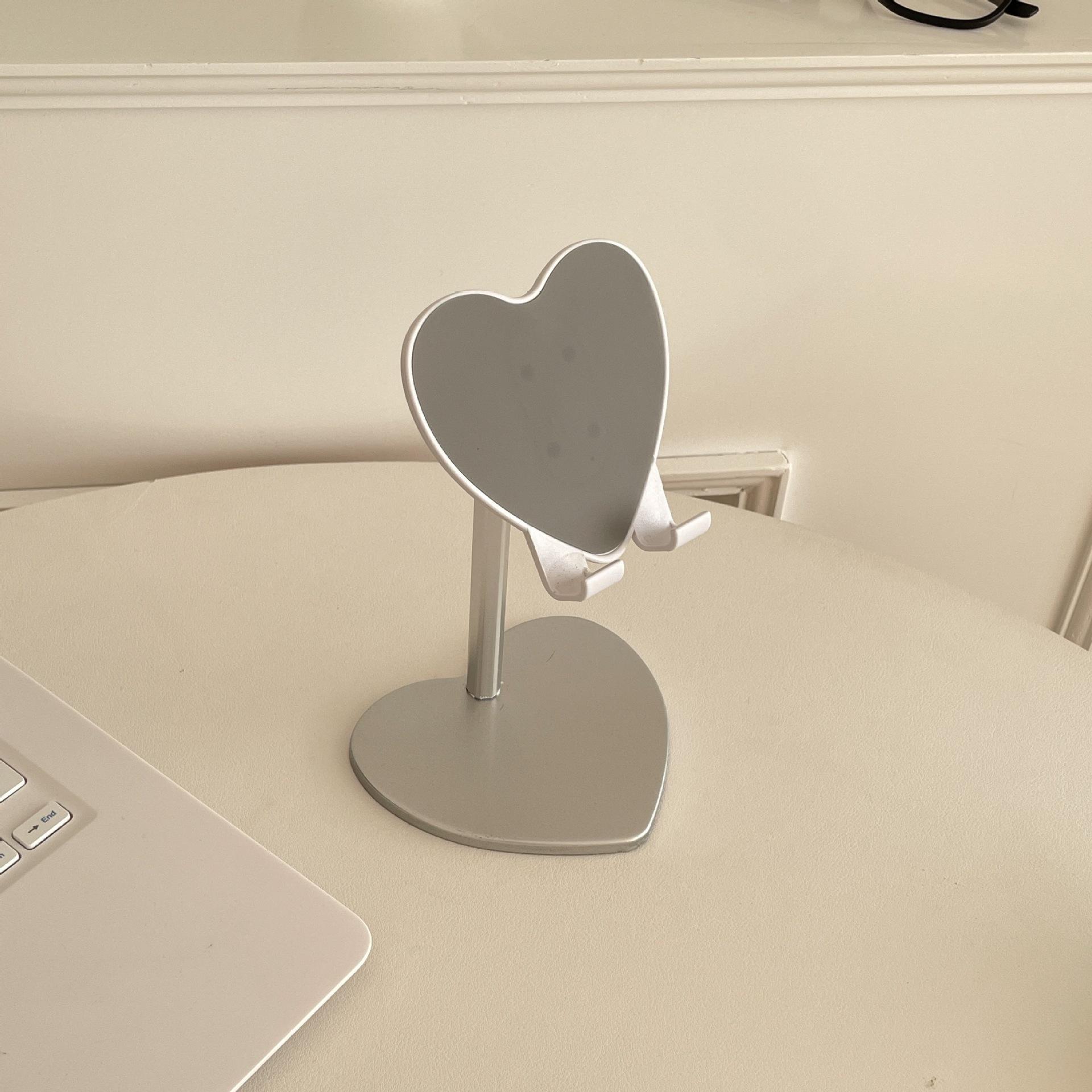 

Heart-Shaped Adjustable Phone & Tablet Stand for Binge-Watching & Streaming