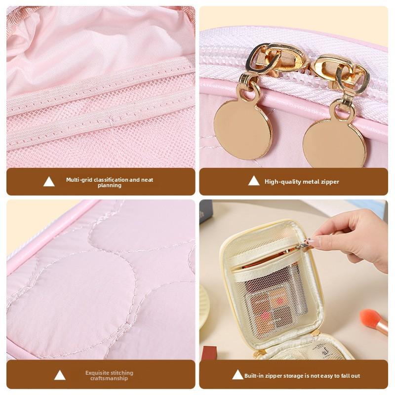 1PCS Mini Lipstick Bag Cosmetic Bag Simple Exquisite Travel Clutch Portable Travel Cosmetics Storage Bag
