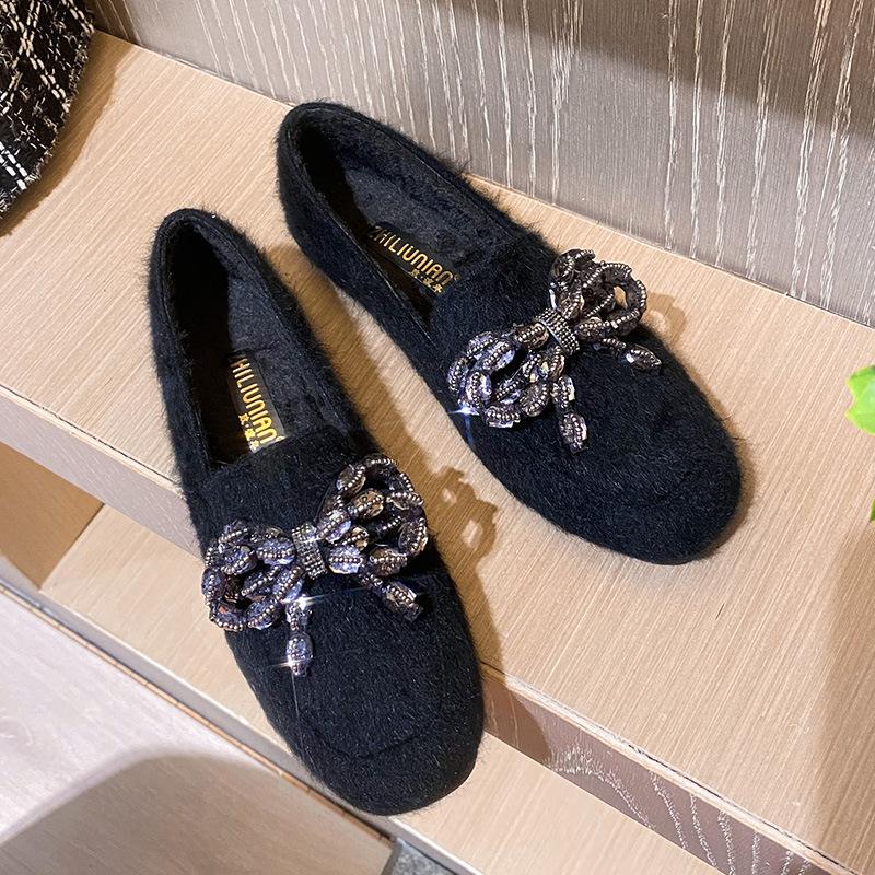 Fashion Crystal Bowknot Women fur flats winter warm plush cotton loafers female square toe beads strings mink fur moccasins big size 42