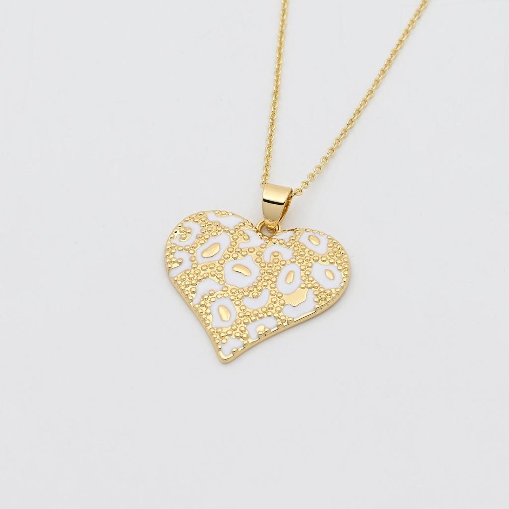 Collar con Colgante de Corazón de Esmalte de Cobre Bohemio para Mujer