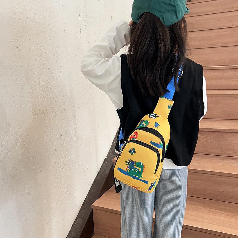 Autumn and Winter New Children's Bags Cute Dinosaur Printed Baby Shoulder Boys Canvas Satchel Children's Breast Bag