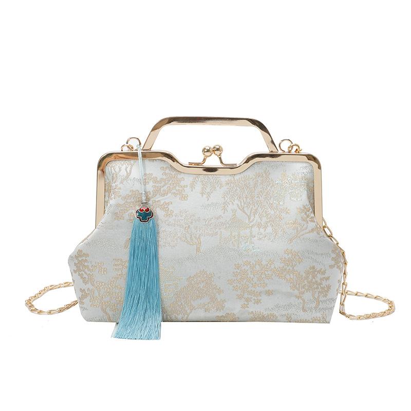Exquisite national style embroidered fringed clip women's small square bag new high-end texture commuter women's shoulder messenger bag