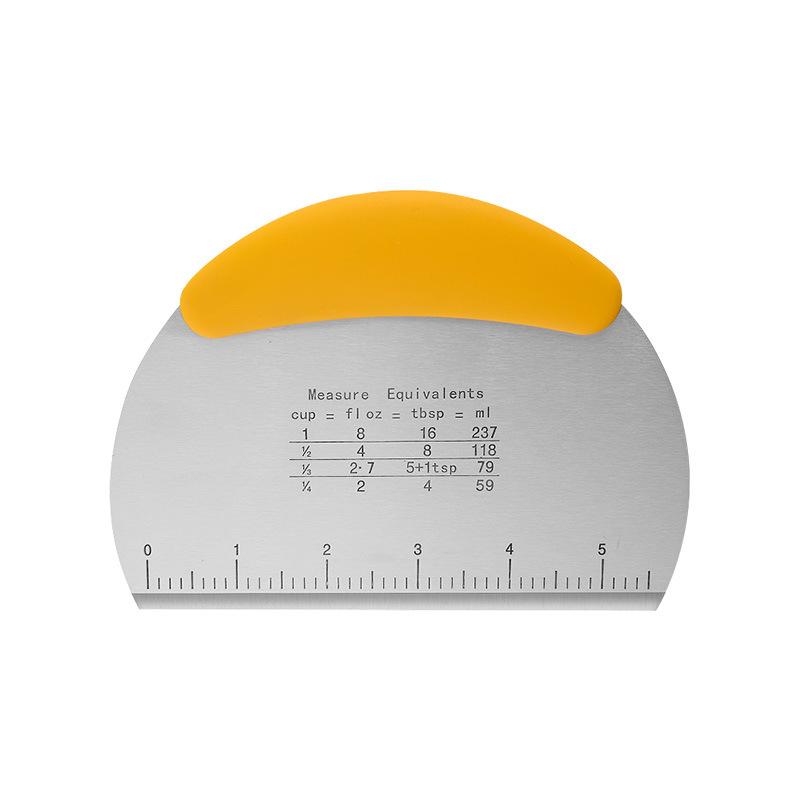 

Скребок для теста из нержавеющей стали с отметками измерения, полукруглый инструмент для выпечки, резак для теста, кухонная утварь для выпечки, приготовления пищи, украшения торта жёлтый