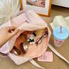 Lehká cestovní taška pro maminky ve tvaru srdce, velkokapacitní crossbody taška přes rameno s průvlekem na držadlo kufru.