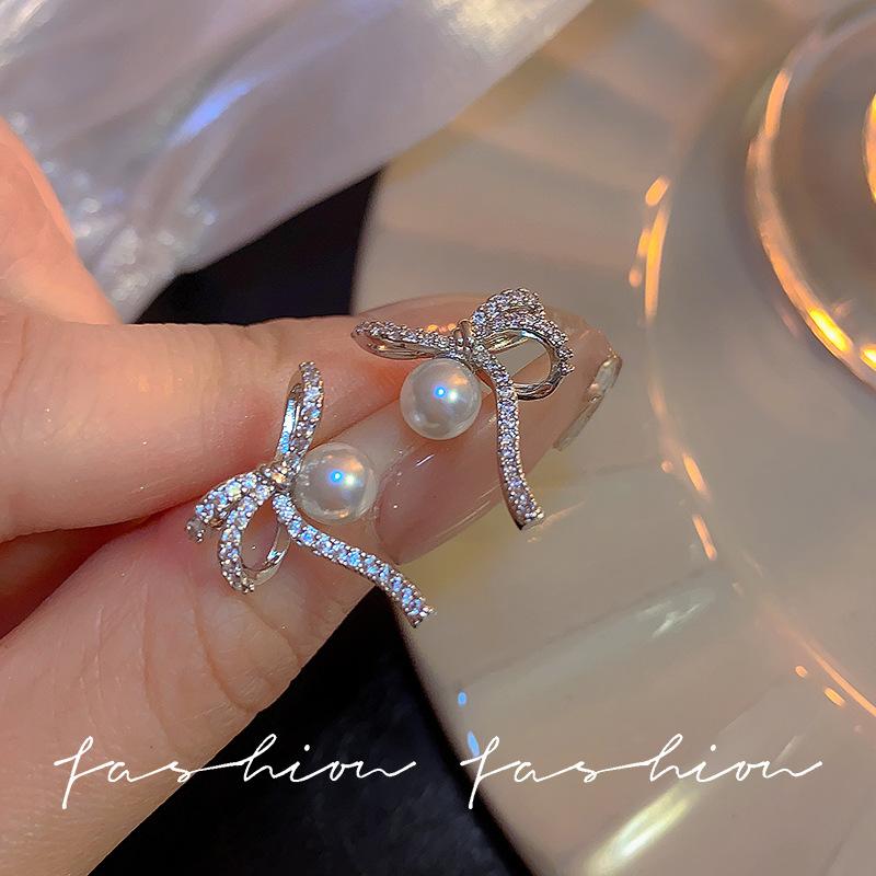 Bow pearl stud earrings 2026 new popular long earrings square face earrings