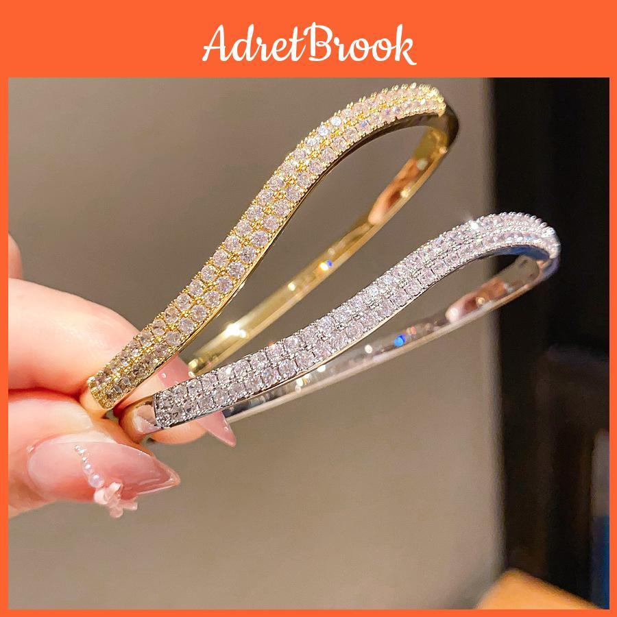 Geometric Zircon Round Pendant Bracelet With 18k Gold Plating For Womens Fashion Jewelry