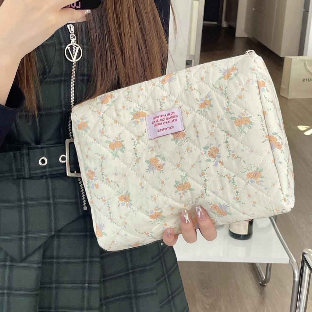 Vintage Flower Women's Storage Bags Large Capacity Soft Fabric Ladies Cosmetic Bag Make Up Case Casual Female Clutch Handbags