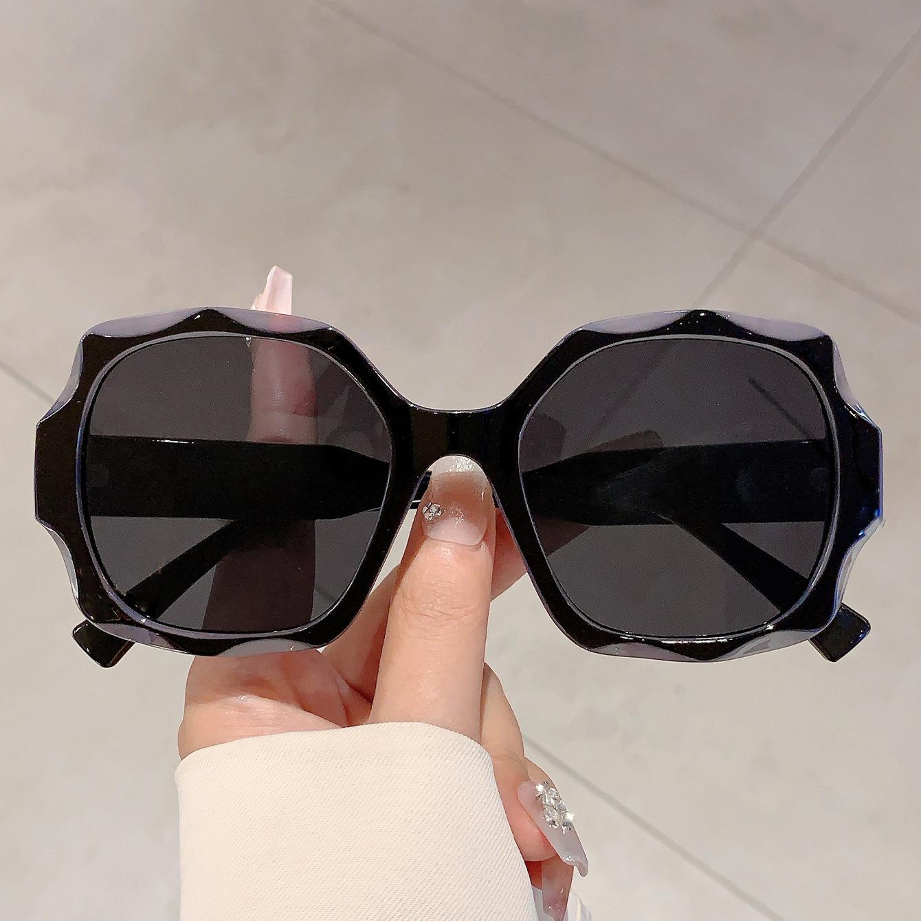 

Classic Double Color Big Spectacle Frame Frame Rectangular Sun Glasses Glasses Ladies For Men Luxury Designer Style Style Sun Eyeglasses Punk