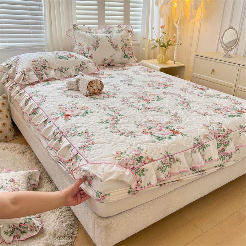 Skin-friendly Bedspread Simple Style Bed Cover Pure Cotton Mattress Protector Elastic Bed Linen cubre colchón (No Pillowcase)