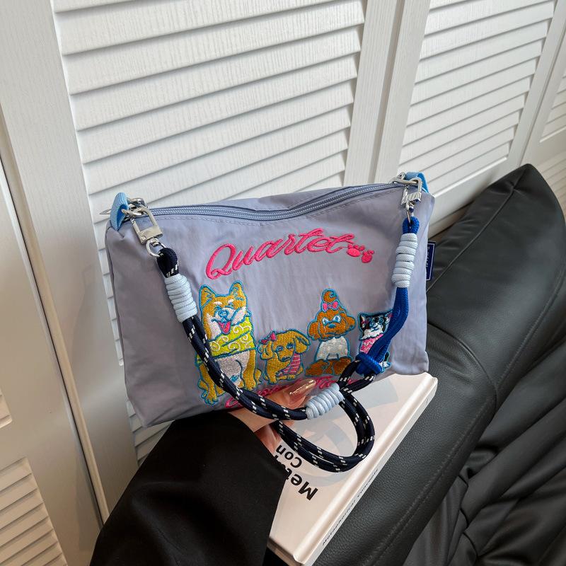 Casual simple texture trendy fashion small square bag 2025 summer new foreign style women's personalized shoulder messenger bag