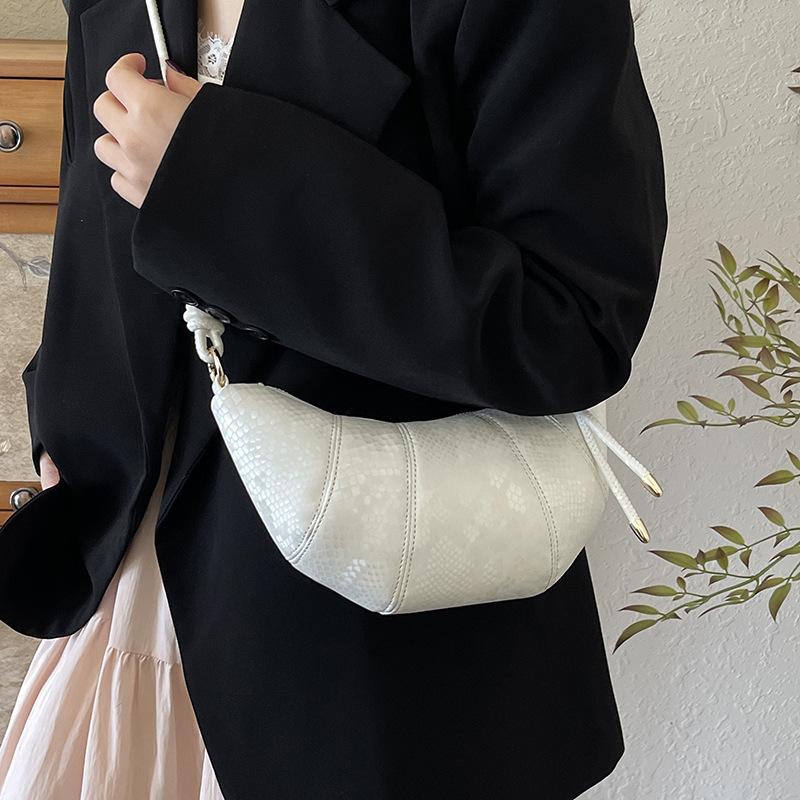 Einfache und vielseitige Knödeltasche mit großem Fassungsvermögen, Damenhandtasche, Nischendesign, hochwertige Damen-Umhängetasche