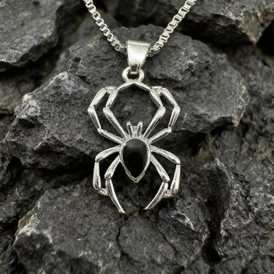 Trendige europäische & amerikanische Halloween Spinnen Halskette - Klein, stilvoll und luxuriöser Schmuck