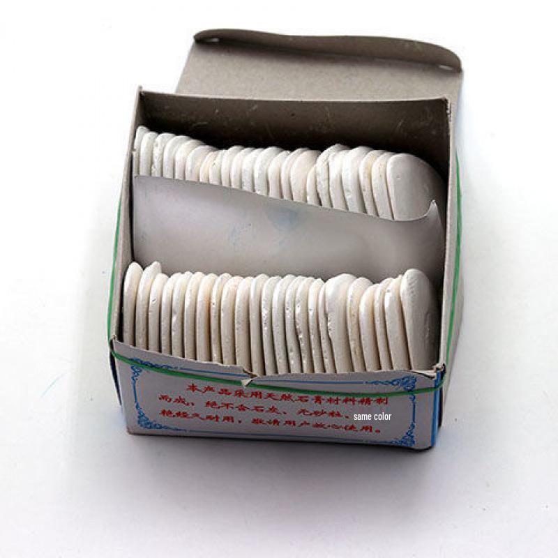 Barevná krejčovská křída v krabičce pro šití a kreslení