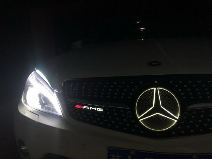 Mustang Grille LED Emblem Lights - Customizable Atmospheric Car Decor