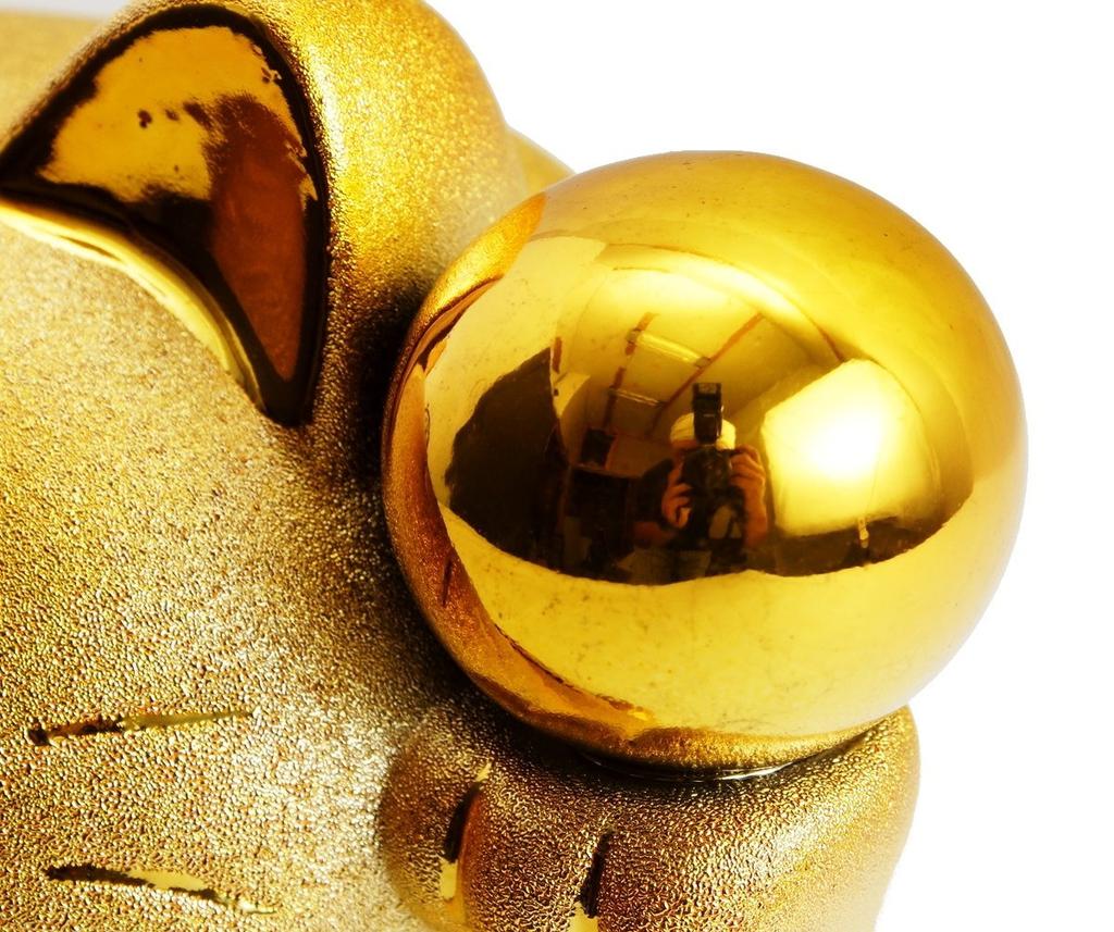 Craftsman House Wealth Luck Beckoning Cat with Gold Ball (Large)