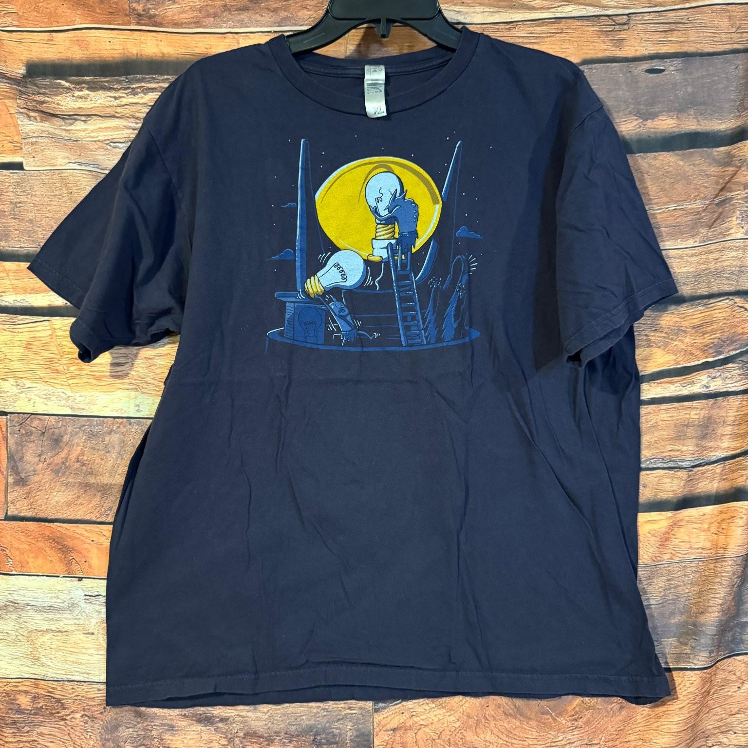 Shirt.Woot Orc Changing Lightbulb Sauron Navy Blue Men s XL Graphic LOTR Unisex T-Shirt M