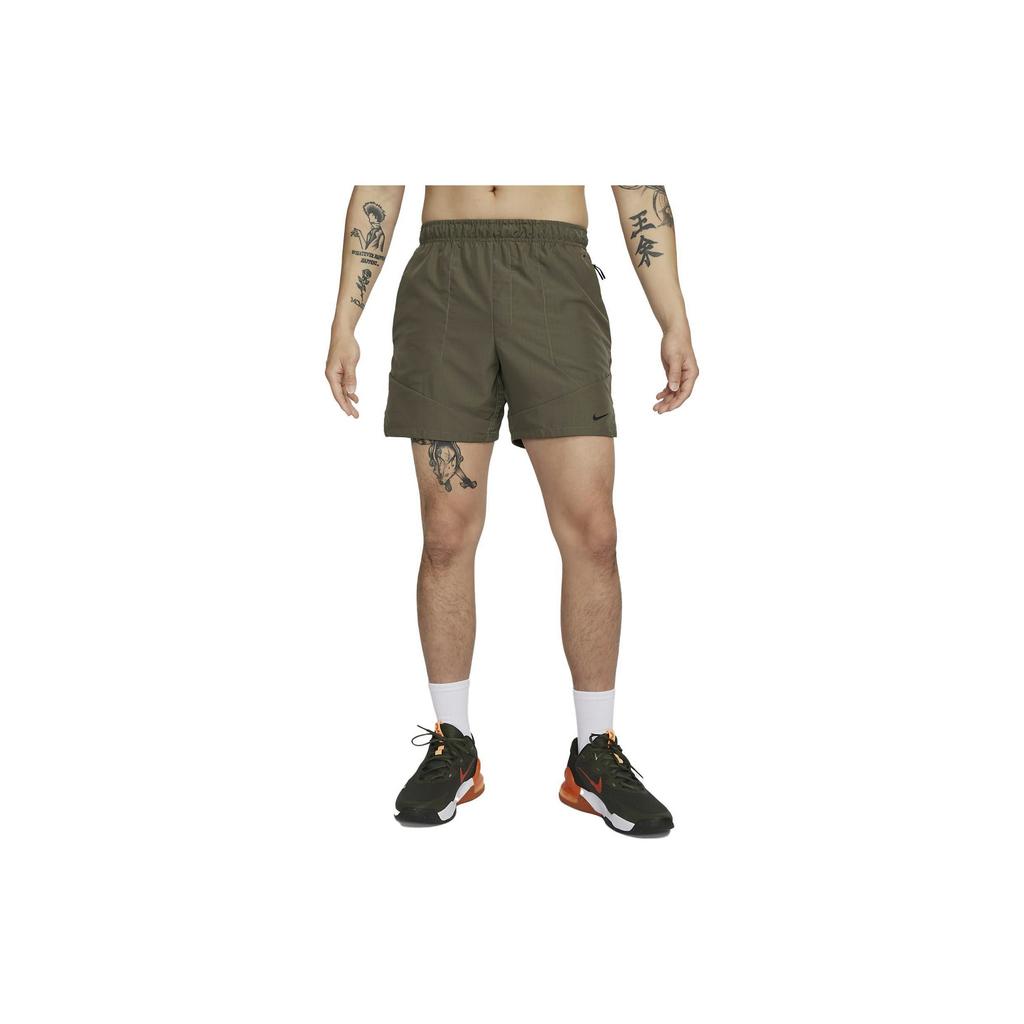 Nike Dri-Fit Adv A.P.S. Pantaloncini Uomo Asciugatura Rapida Senza Fodera Fondo Oliva Medio FB6854-222