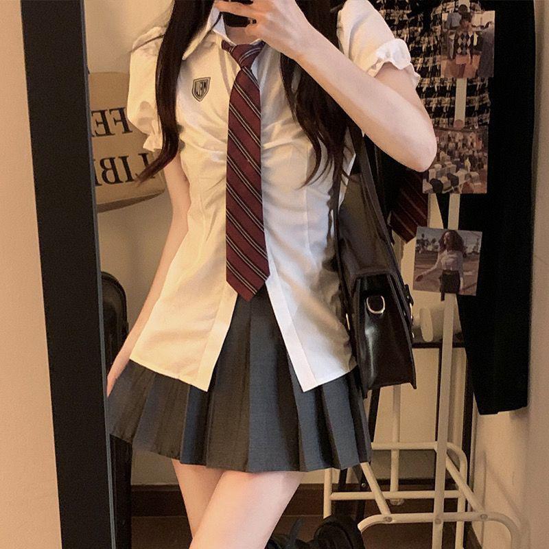 

Women s Waist-Slimming Pleated Skirt & Ruffle Tie-Up Shirt Set L