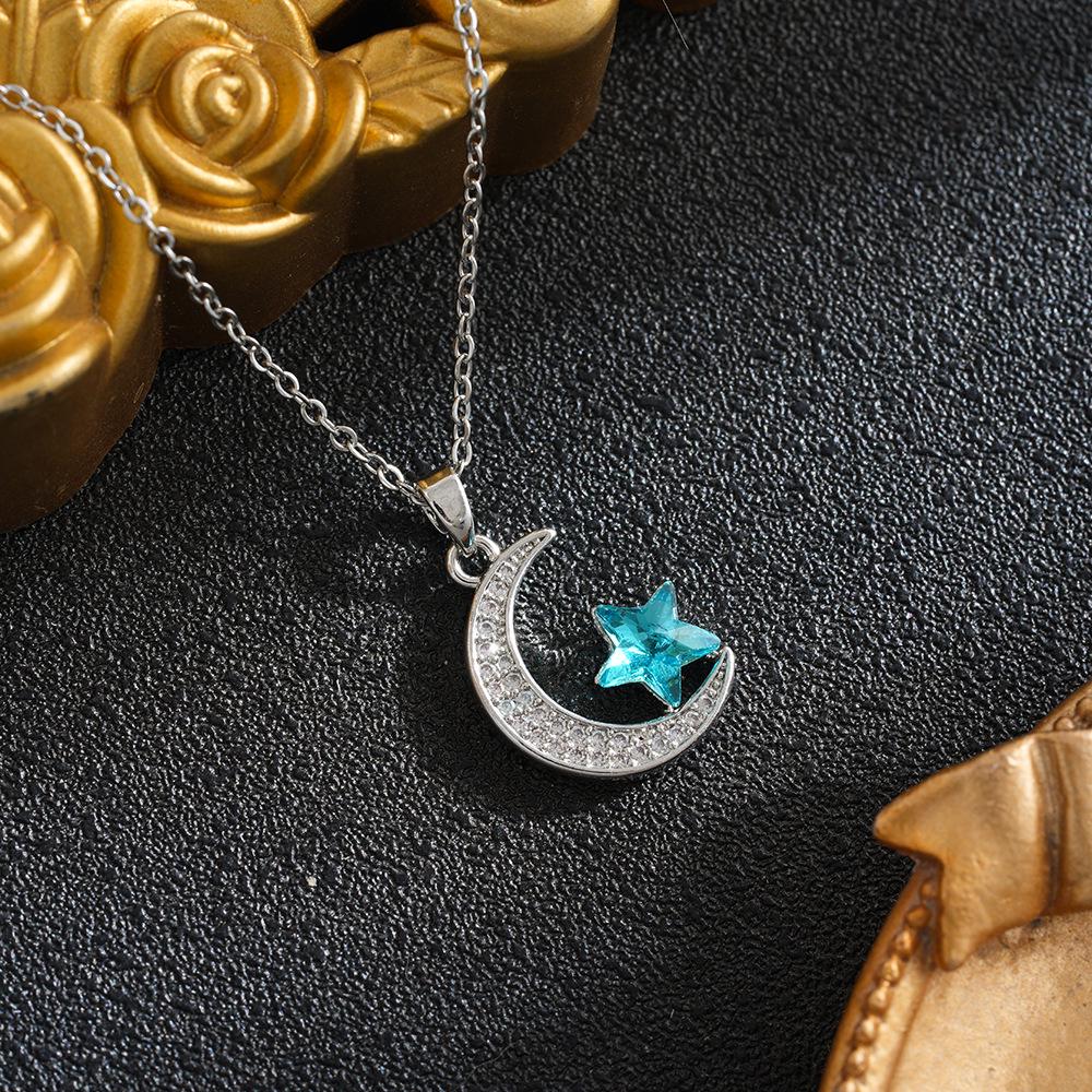 2026 Luxury Star Moon Pendant Necklace - Trendy High-End Simple Clavicle Chain
