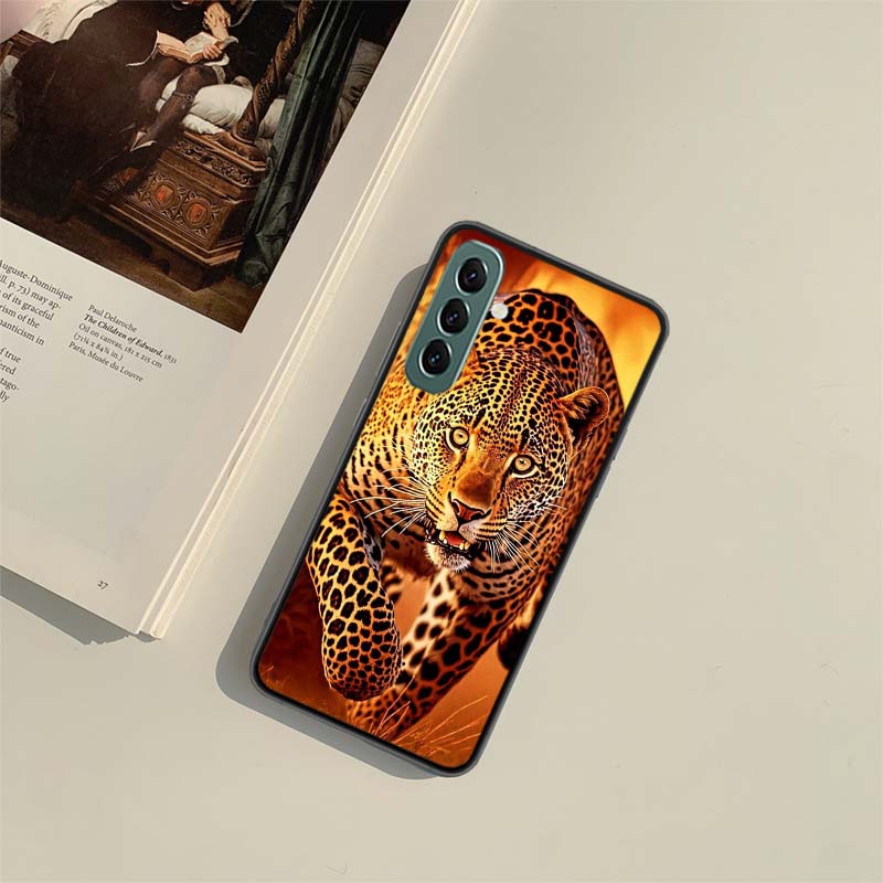 Majestic leopard Phone Case for Samsung A54 A14 A24 A34 A17 A37 A57 A55 A35 A25 A15 A07 A05S A04S A12 A22 A32 A52S A72 Galaxy No