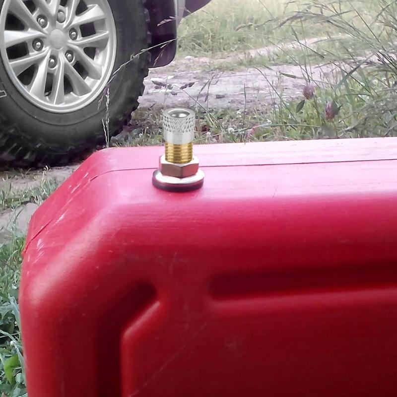 Brasses Fuels Tank Vent Cap Set With Double Sealed Rubber Gaskets Industrial Fuels Tank Vent Accessories For Leak Prevention