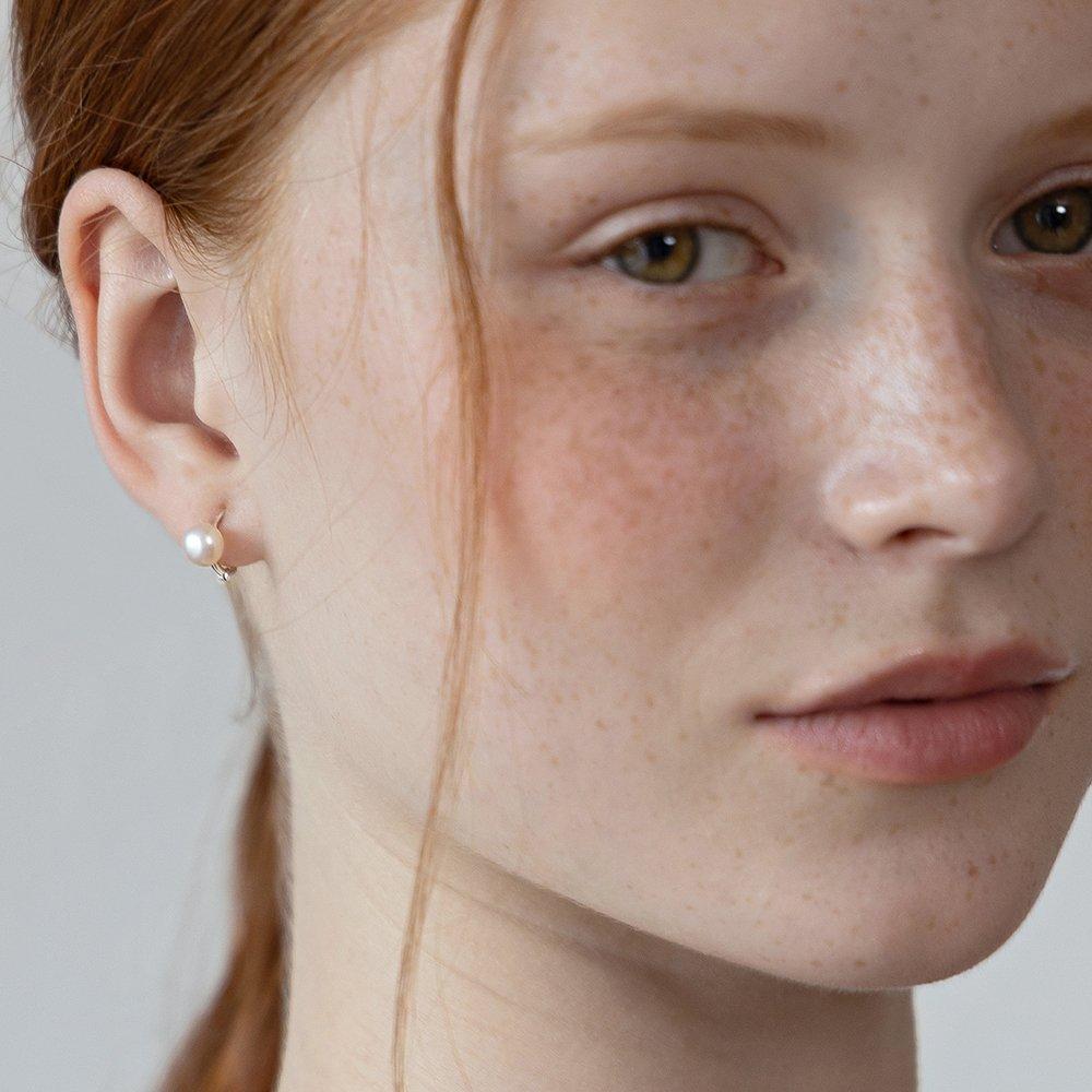 (925 Silver) Simple Freshwater Pearl Hoop Earrings Ec3238