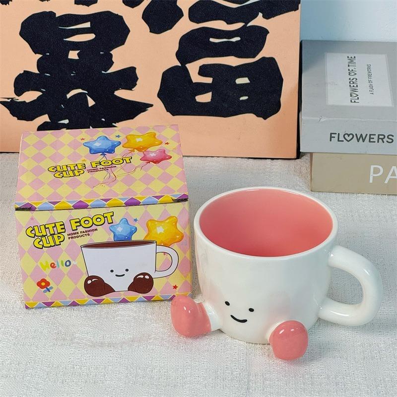 Cute Foot Ceramic Cup Cartoon Coffee Mug Creative Drink Water Cup Breakfast Milk Cup for Friend Festival Gift Home Decoration