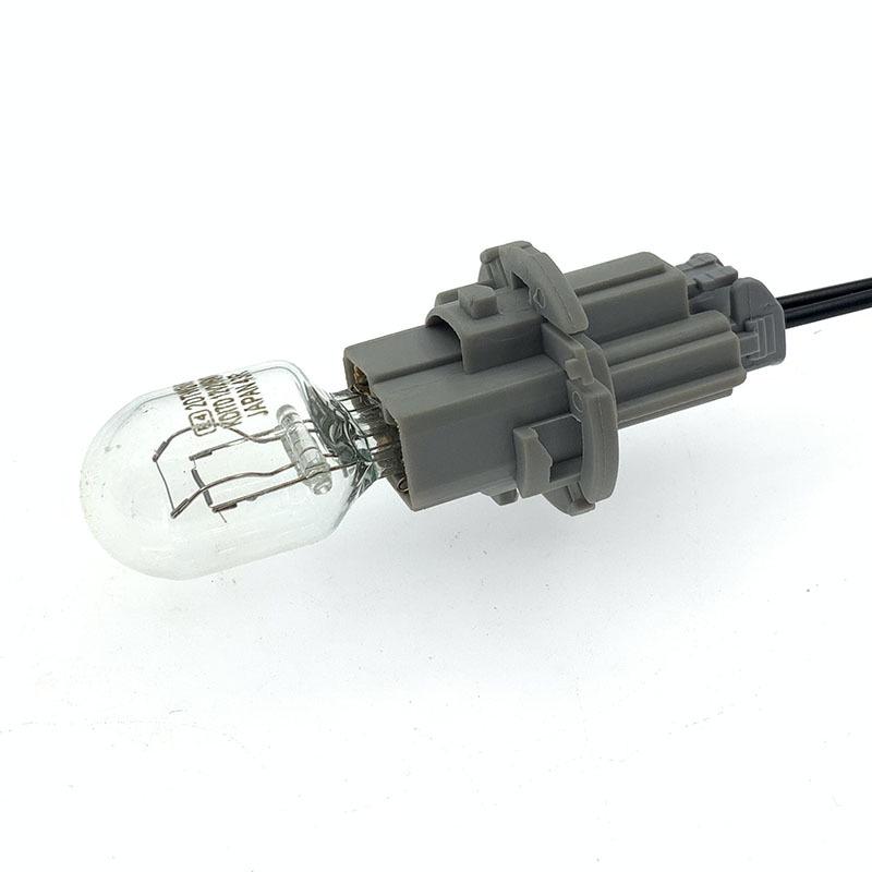 90075-60026 Rear Turn Signal Lamp Holder Plug for Toyota Camry & Lexus Crown.