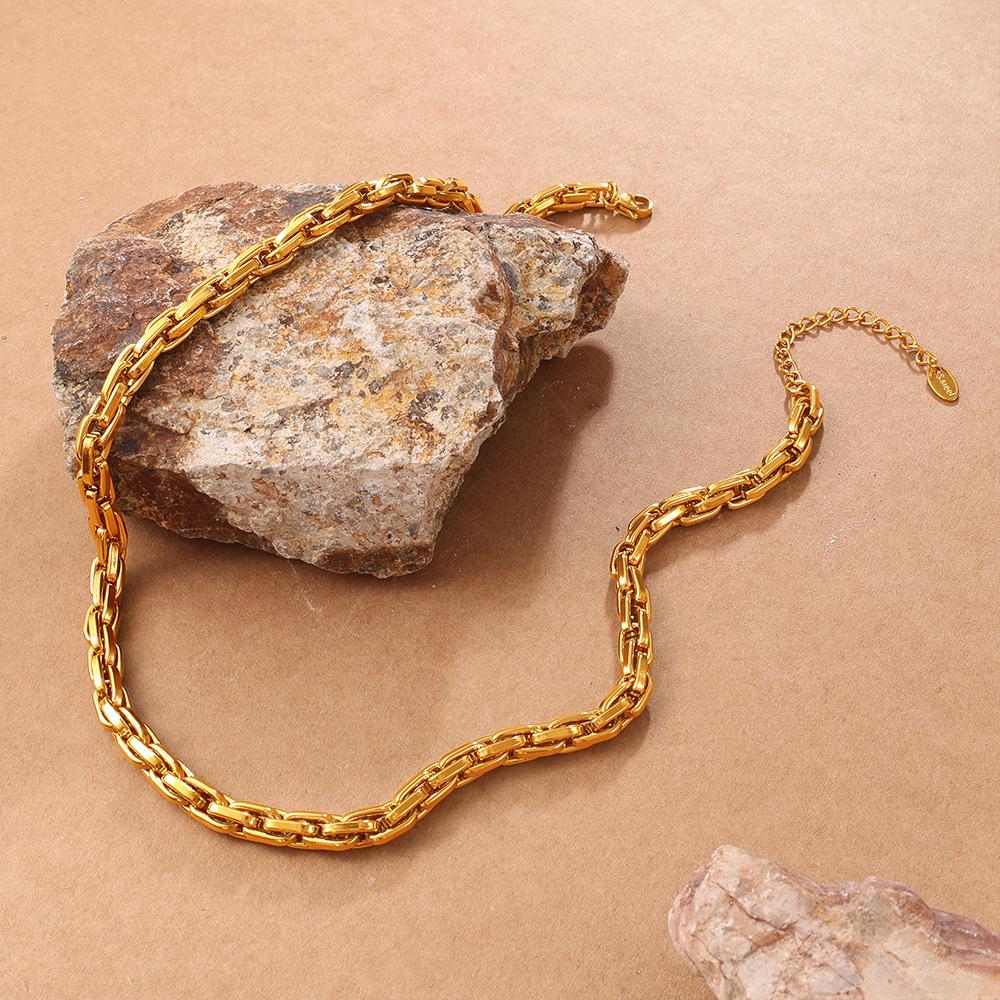 Gold & Silver Two-Tone Metal Chain Jewelry for Retro Style, Daily Wear & Dating