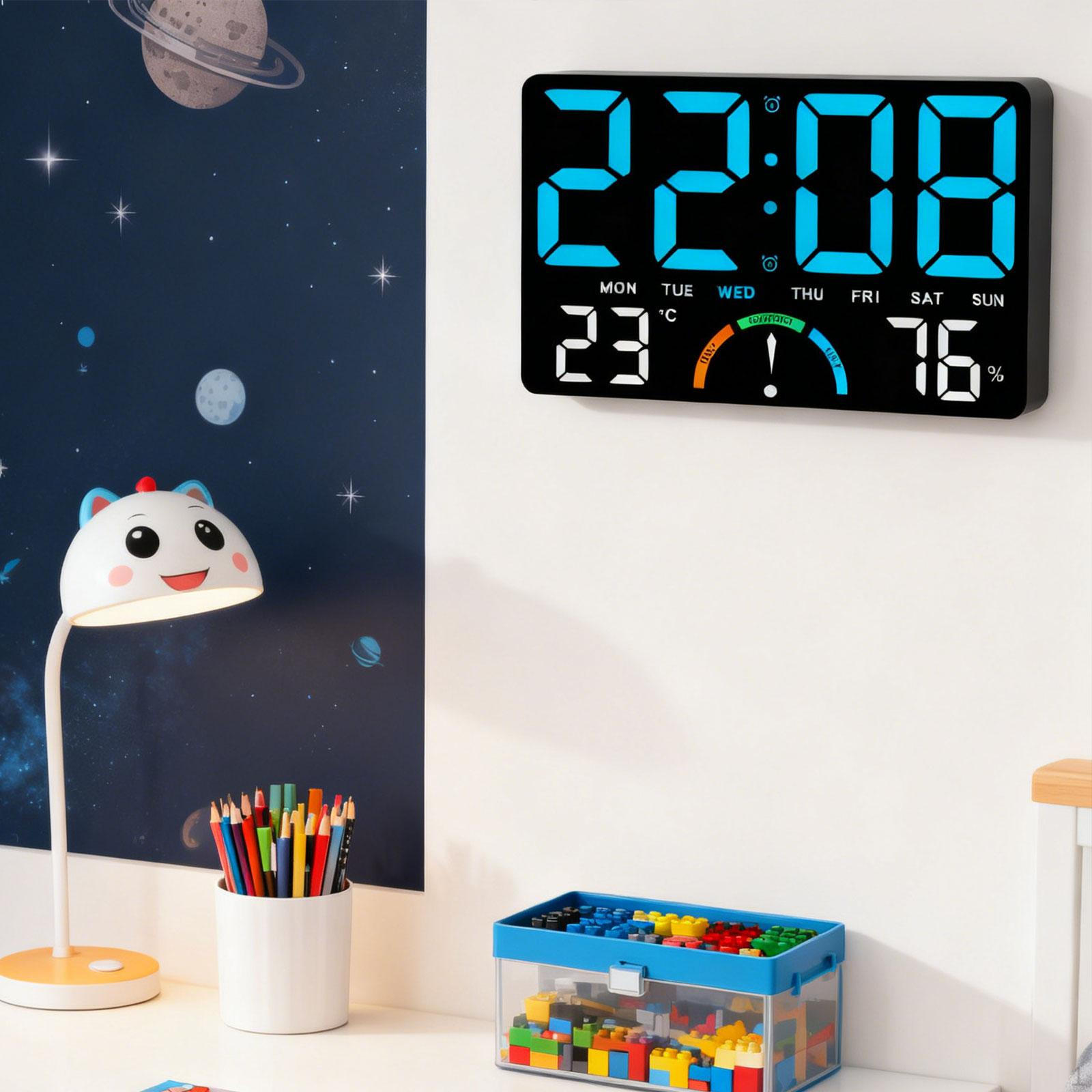 

Digital Clock Adjustable Brightness Electronic for Adults Living Room синій