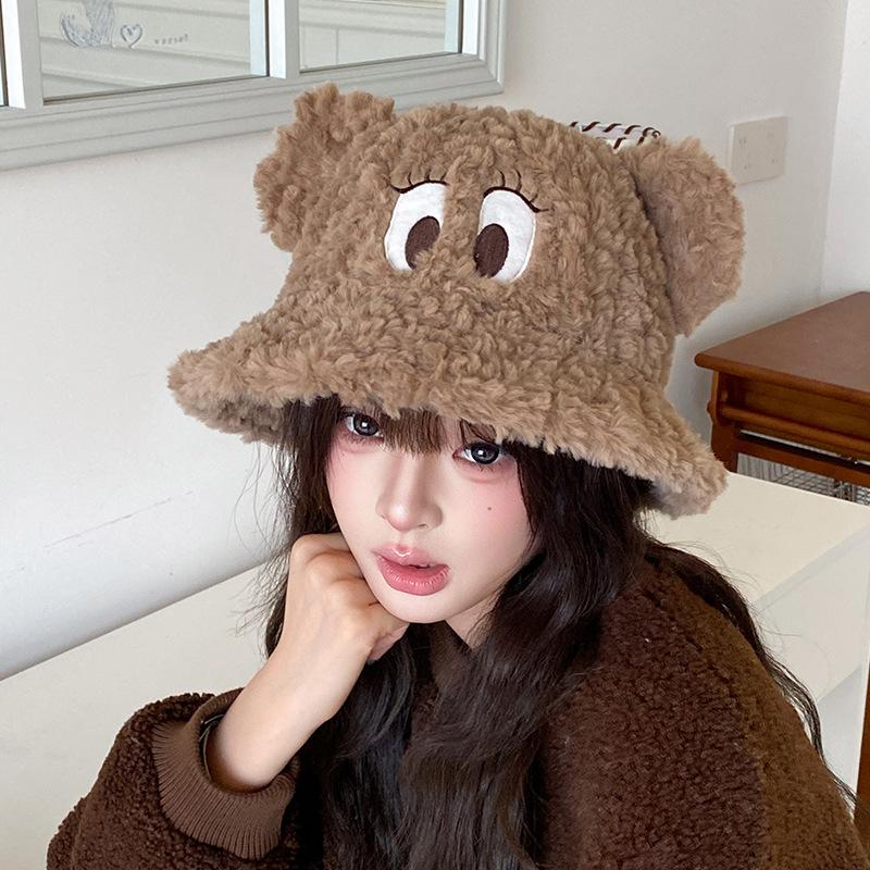 Cartoon Lamm Samt Fischerhut für Damen Japanisch Niedlich Großäugiger Plüschhut Warm und Ohrenschützend Niedlicher Schlupfhut Kleines Gesicht