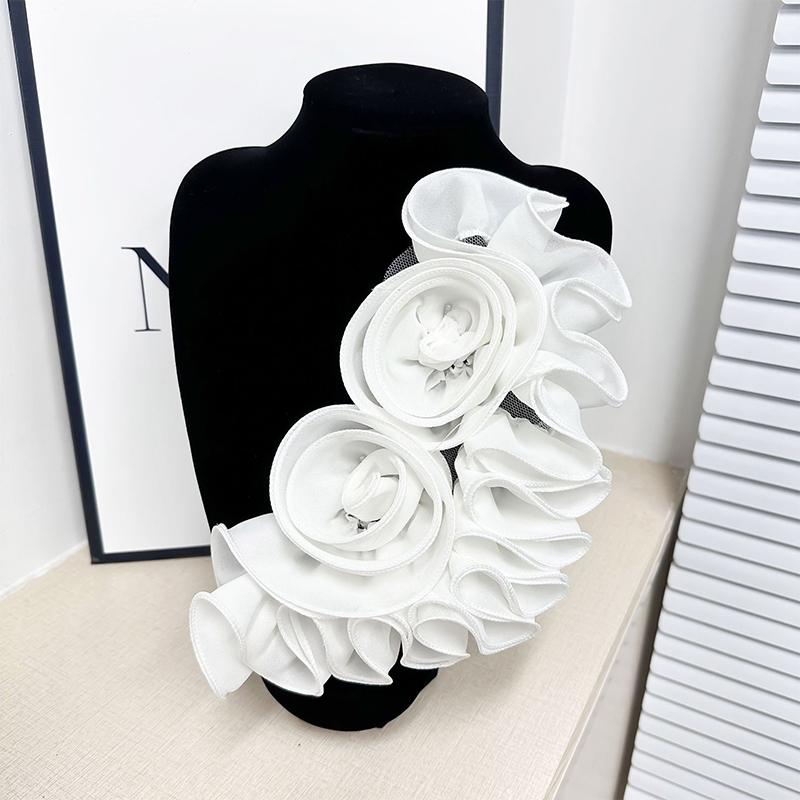 Trendige 3D-Blumendekoration Blumenform Floraler Aufnäher Abnehmbares Hochzeitskleid Zubehör DIY Kleiderdekoration