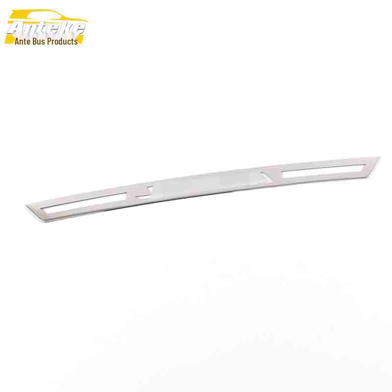 

Декоративная рамка заднего стоп-сигнала Haval First Love 21