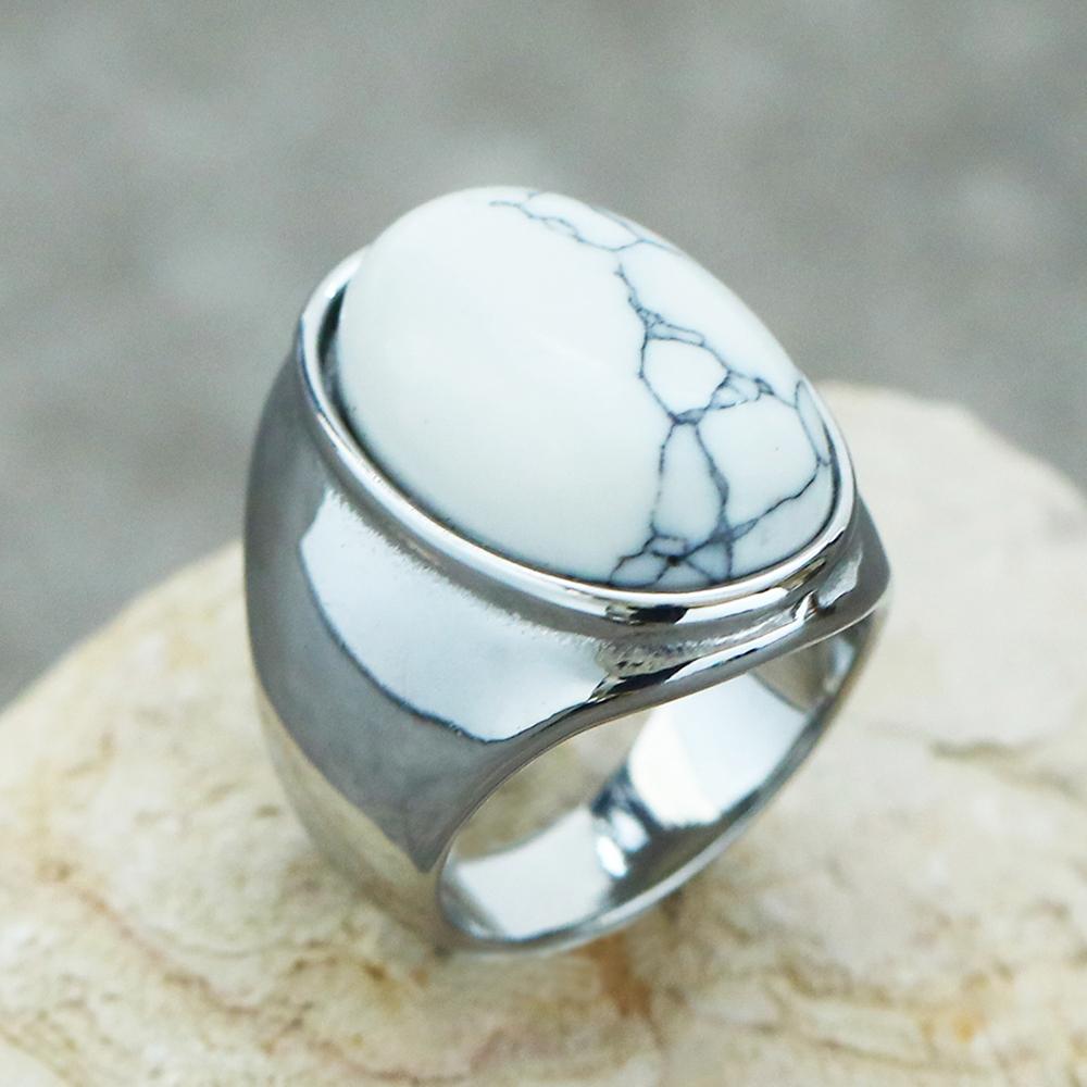 2025 Neuer Herrenring aus Edelstahl mit farbigem ovalem Edelstein Gothic Biker Hipster Schmuck für Männer Mann Geschenkidee