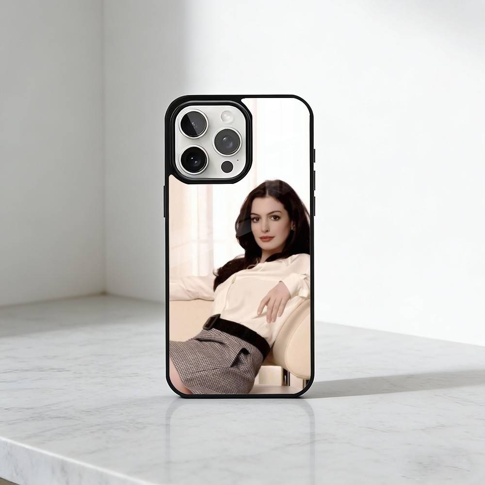 Klassische Bee Beauty A-Anne H-HathawayS Handyhülle Für iPhone17,16,15,14,13 Plus,Pro Max Magnetisch Für Magsafe Kabelloses Laden