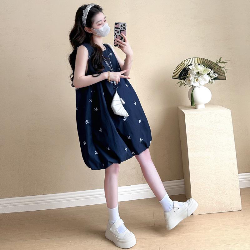 2026 Summer Maternity Sweet Tulip Skirt Dress: Sleeveless, Fresh Embroidery, Loose Fit Cover for Belly M