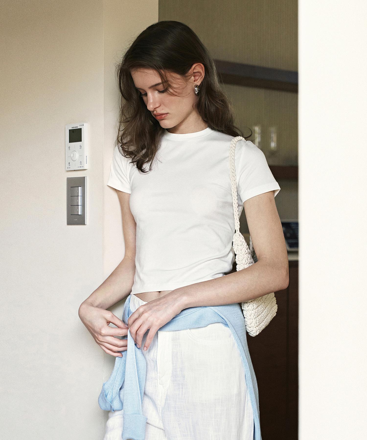 Nive Open-Back Crop T-Shirts (Ivory) Free